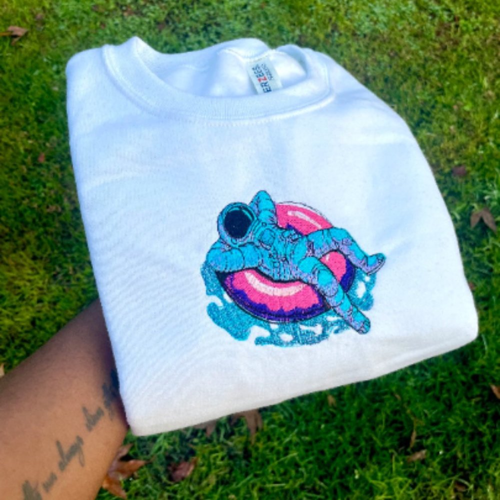 Astronaut In The Ocean Hand Made Machine Embroidered CrewNeck Sweatshirt Size M